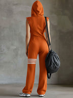 Danielle - Retro Sport-Jumpsuit with Kapuze and Streifen