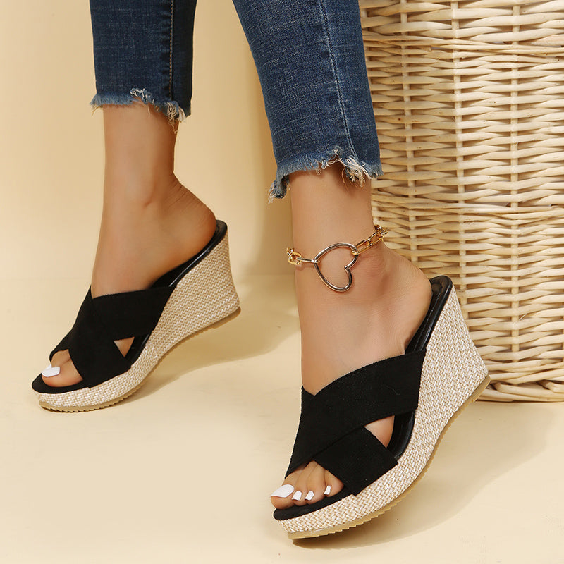 Carla – Entspannte Keil-Sandals