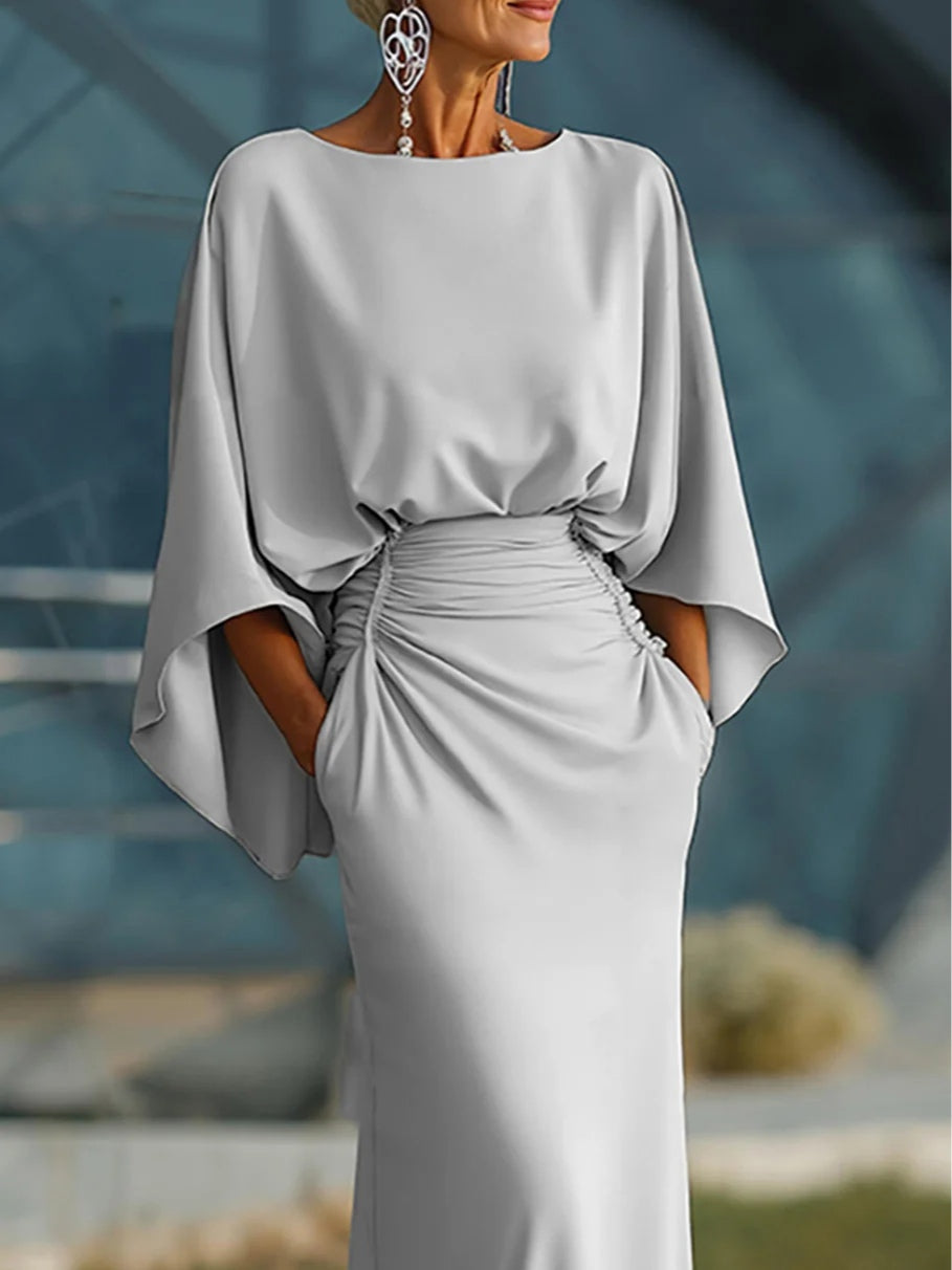 Clara | Elegant V-Neck, rückenfreies Dress ohne Ärmel